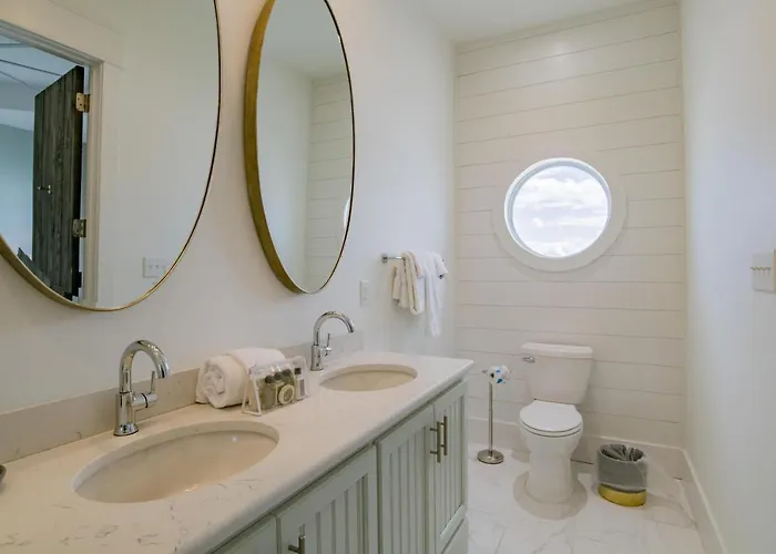 Holiday home "the Pearl" Gulf Front Wprvt Heated Pool, 12 Bdrm 125bath "alvacationrentals" *